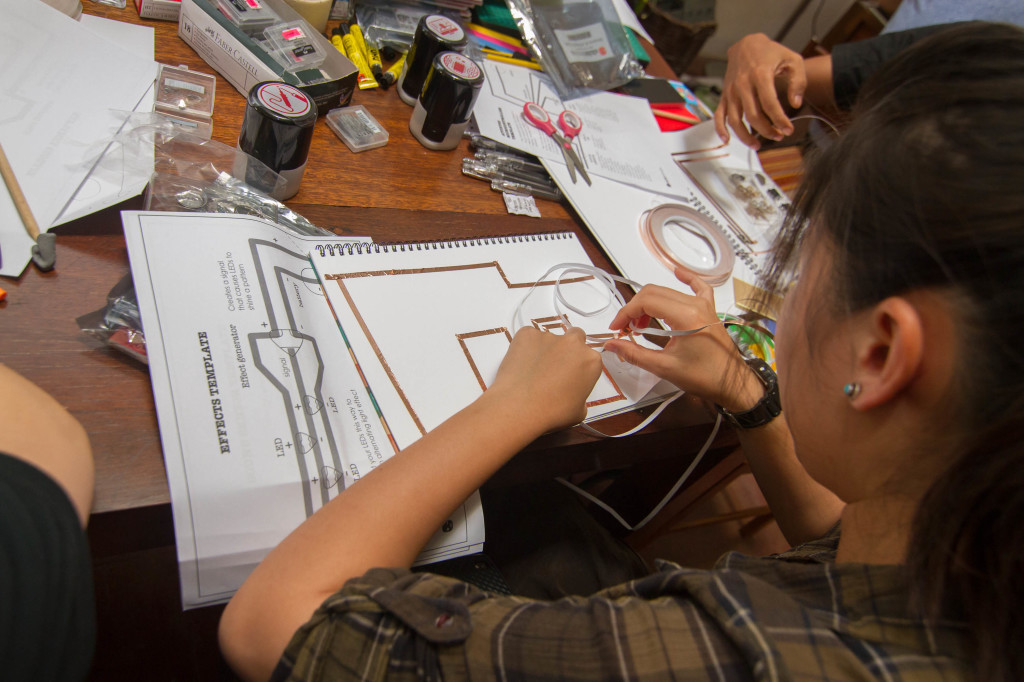 maker_villa_dodomons_chibitronics_2